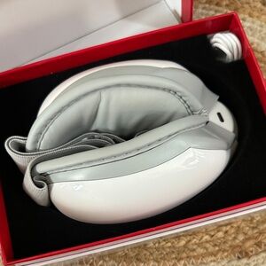 Asnaghi Heated Eye Massager With Pressure Setting Migraine Relief Sleep Eye Mask